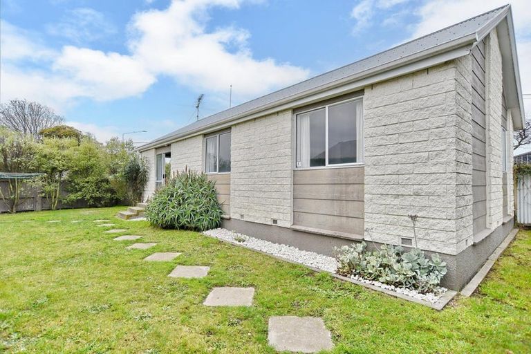 Photo of property in 79 Maces Road, Bromley, Christchurch, 8062