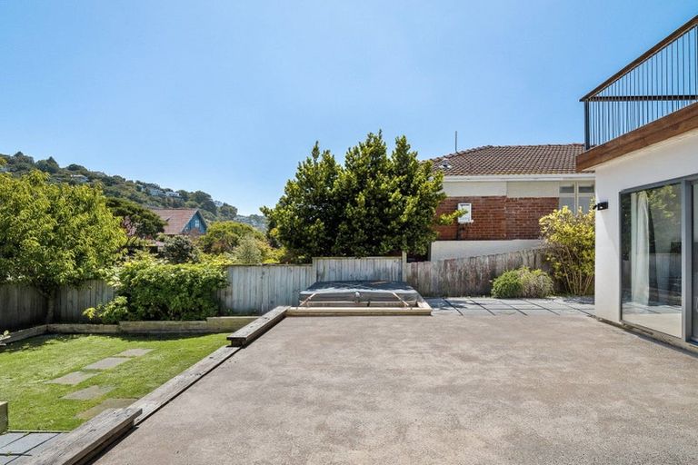Photo of property in 28 Cliffs Road, Saint Clair, Dunedin, 9012