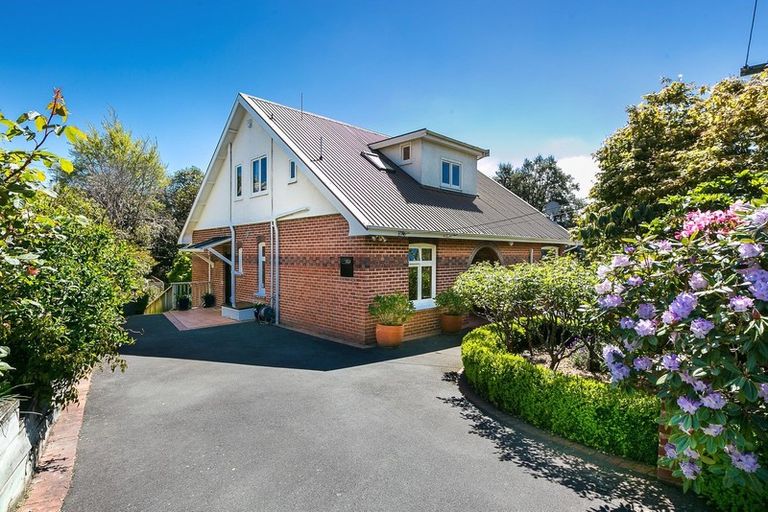 Photo of property in 30 Stonelaw Terrace, Maori Hill, Dunedin, 9010
