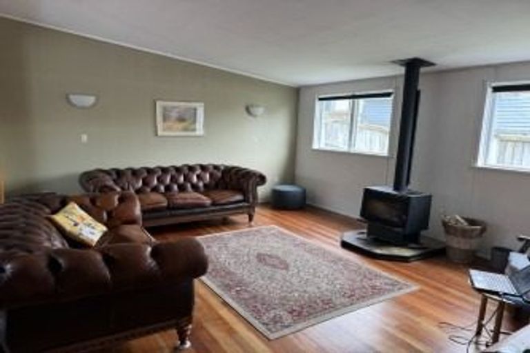 Photo of property in 34 Anaru Street, Raumati Beach, Paraparaumu, 5032