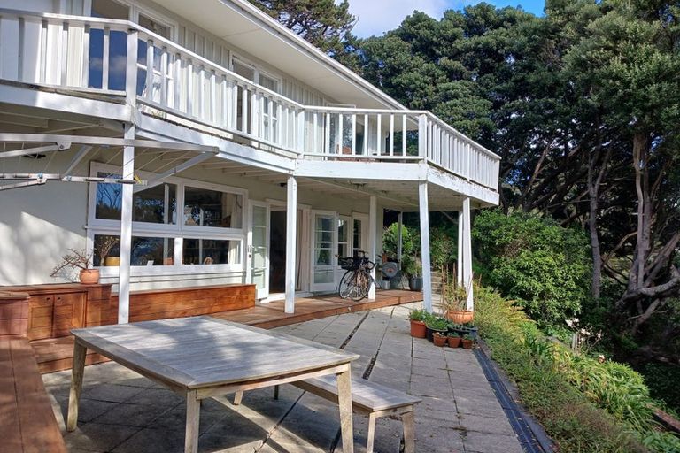 Photo of property in 22 Grass Street, Roseneath, Wellington, 6011