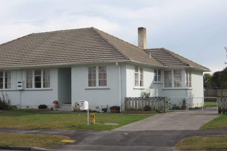 Photo of property in 25 Sare Crescent, Fairfield, Hamilton, 3214
