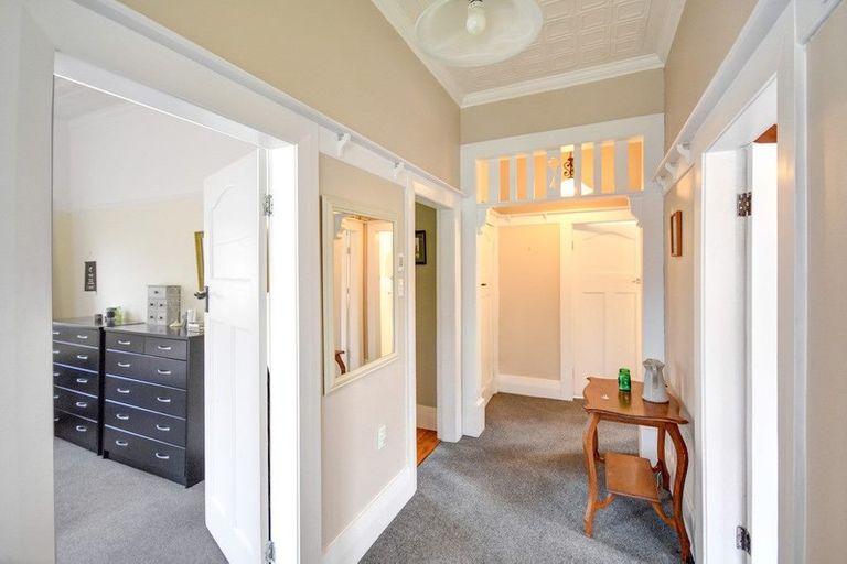 Photo of property in 37 Somerville Street, Andersons Bay, Dunedin, 9013