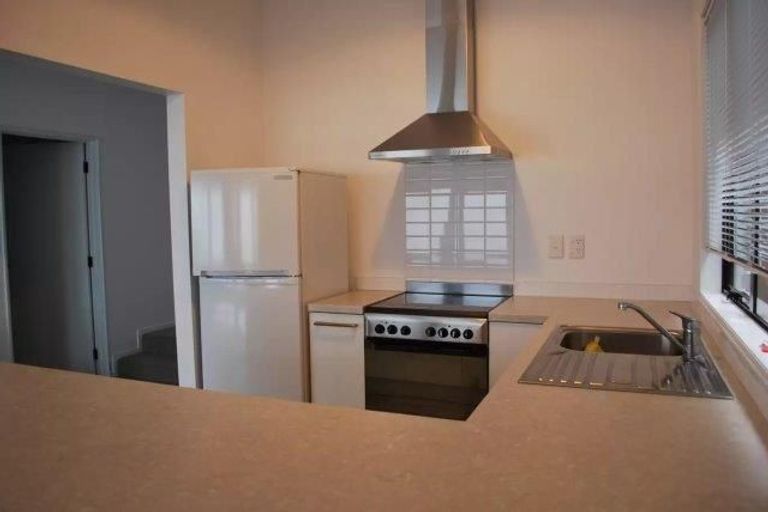 Photo of property in 37b Greenstone Place, Fernhill, Queenstown, 9300