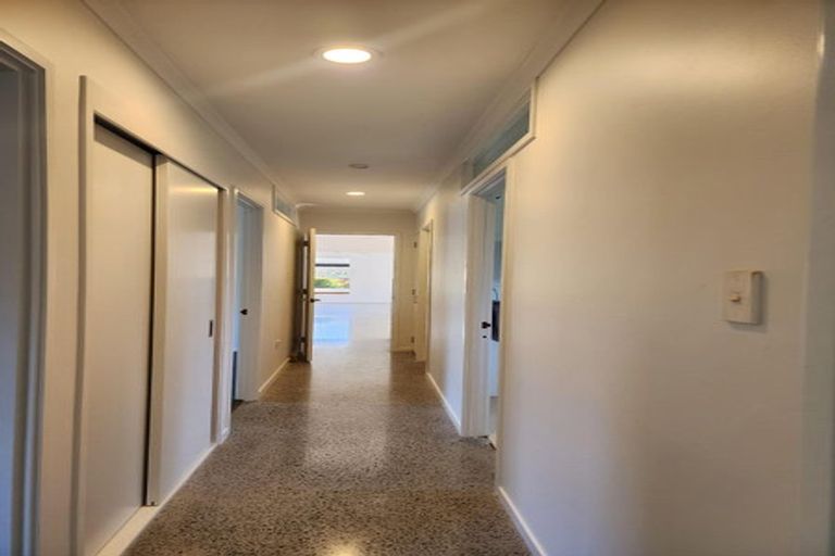 Photo of property in 7 Kaitake Place, Oakura, 4314