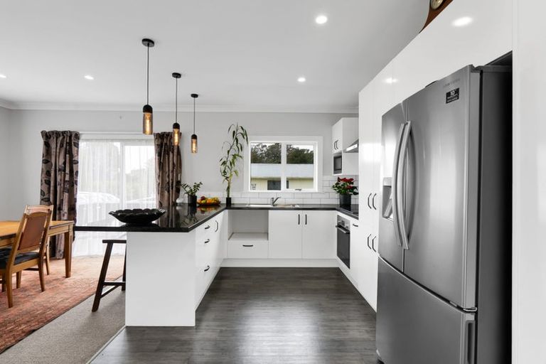 Photo of property in 6 Whitcombe Terrace, Midhirst, Stratford, 4394