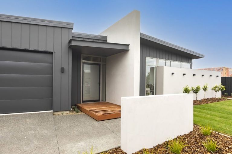 Photo of property in 7 Oakbridge Boulevard, Marshland, Christchurch, 8051