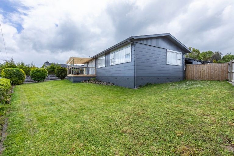 Photo of property in 20 Ruahine Street, Dannevirke, 4930