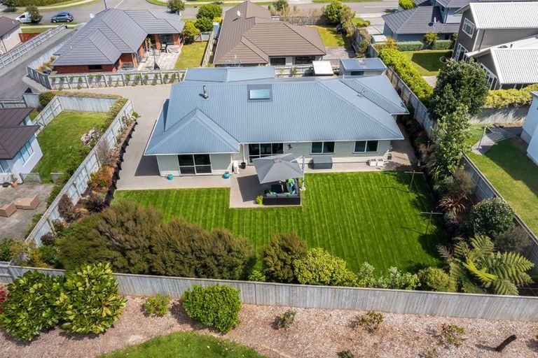 Photo of property in 7 Nelson Avenue, Aotea, Porirua, 5024