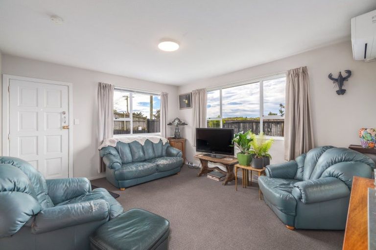 Photo of property in 1/335 Marine Parade, New Brighton, Christchurch, 8061