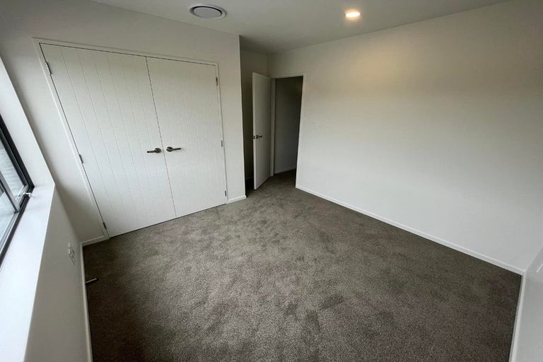Photo of property in 20 Lockyer Road, Kumeu, 0810