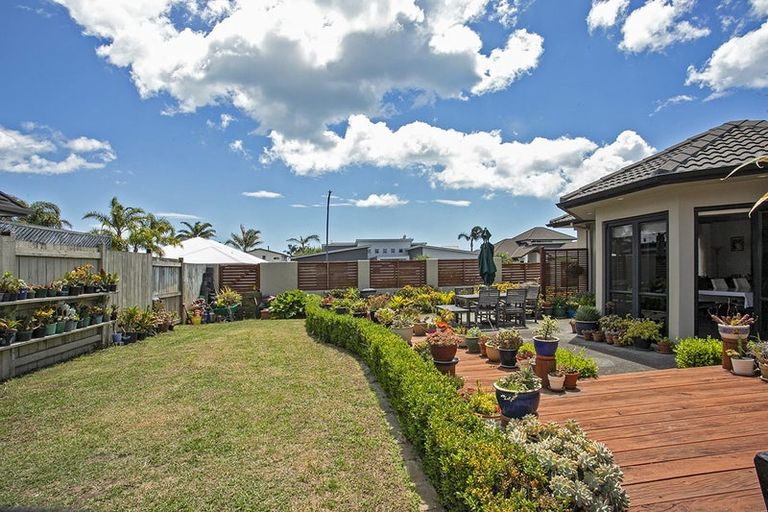 Photo of property in 5 Pompano Key, Papamoa Beach, Papamoa, 3118