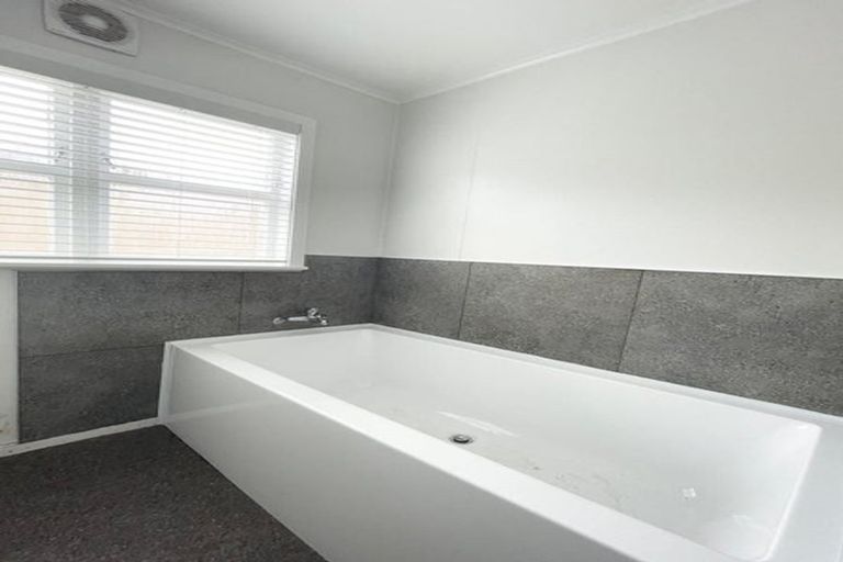 Photo of property in 7 Lagden Street, Camborne, Porirua, 5026