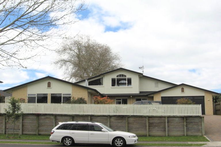 Photo of property in 48 Castlewold Drive, Bethlehem, Tauranga, 3110