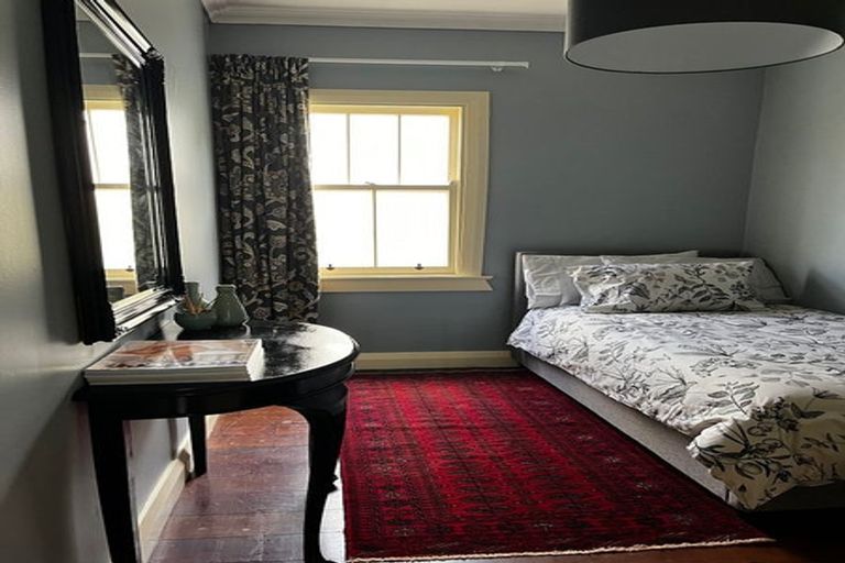 Photo of property in 35 Glenbervie Terrace, Thorndon, Wellington, 6011