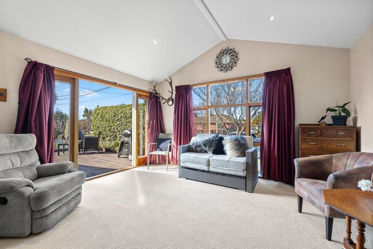 Photo of property in 21 Teesdale Street, Burnside, Christchurch, 8053