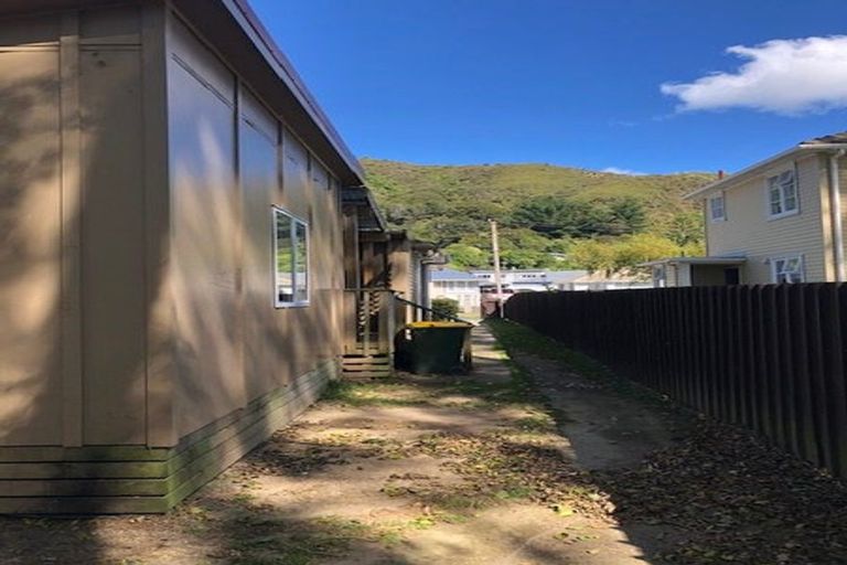 Photo of property in 13 Prouse Crescent, Naenae, Lower Hutt, 5011