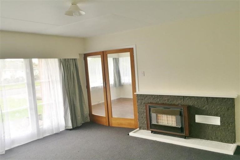 Photo of property in 43 Caffray Avenue, Aramoho, Whanganui, 4500