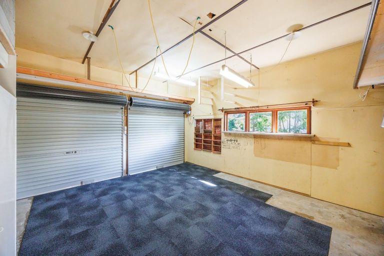 Photo of property in 27 Saint Albans Avenue, Hokowhitu, Palmerston North, 4410