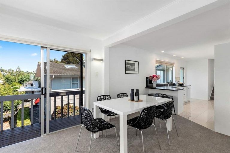 Photo of property in 5 Freya Place, Torbay, Auckland, 0630