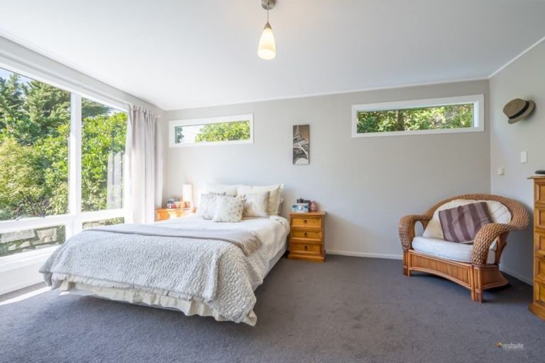 Photo of property in 100 Hill Road, Belmont, Lower Hutt, 5010