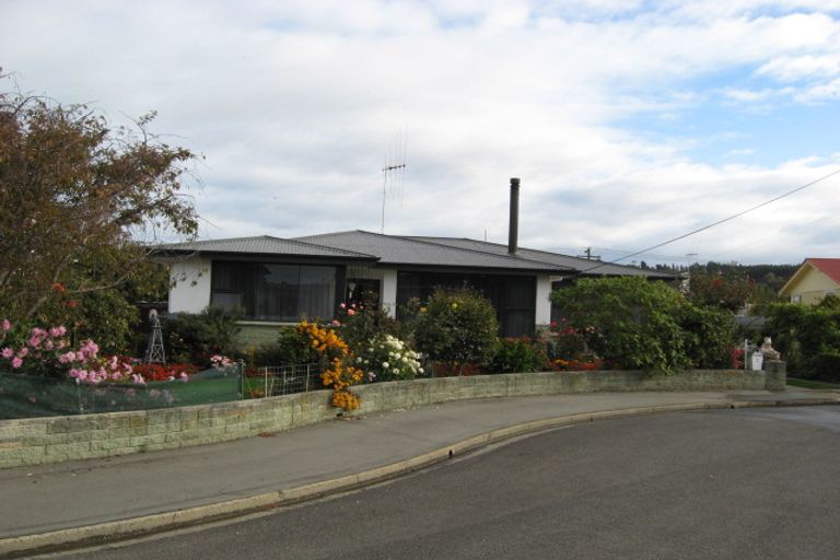 Photo of property in 2 Ivel Street, Oamaru North, Oamaru, 9400