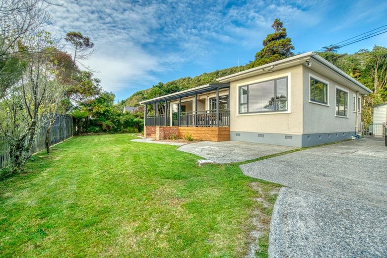 Photo of property in 3 Fernhill Place, Karoro, Greymouth, 7805