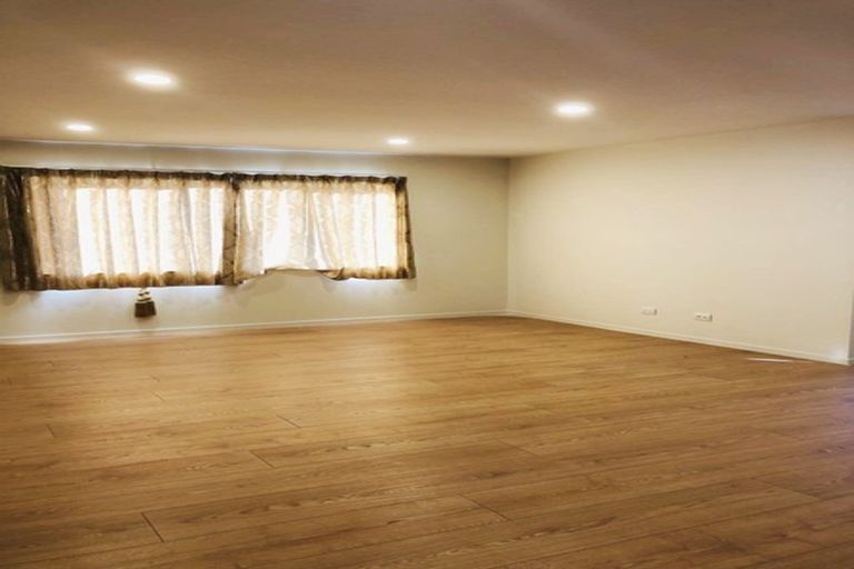 Photo of property in 14 Orchard Terrace, Riverhead, 0820