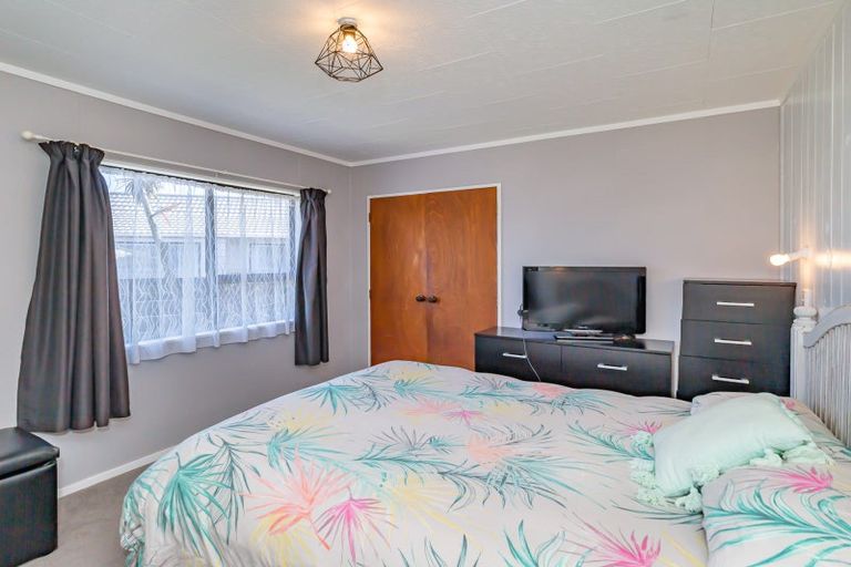 Photo of property in 9 Martin Harvey Street, Levin, 5510