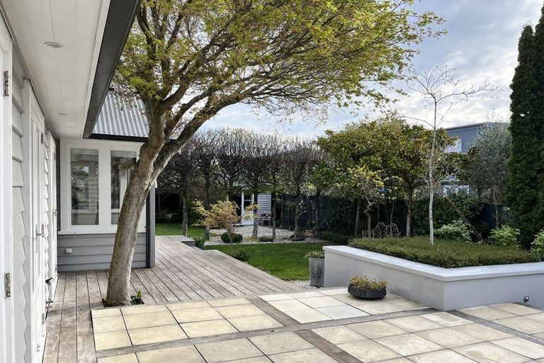 Photo of property in 107 Hamilton Avenue, Ilam, Christchurch, 8041