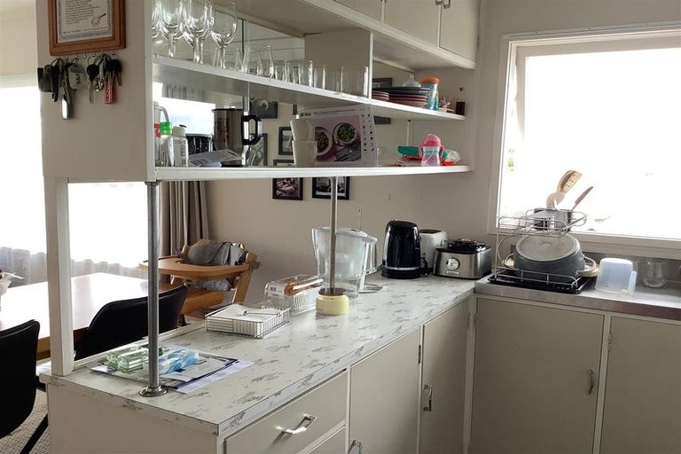 Photo of property in 1/7 Ellen Avenue, Hillcrest, Auckland, 0627