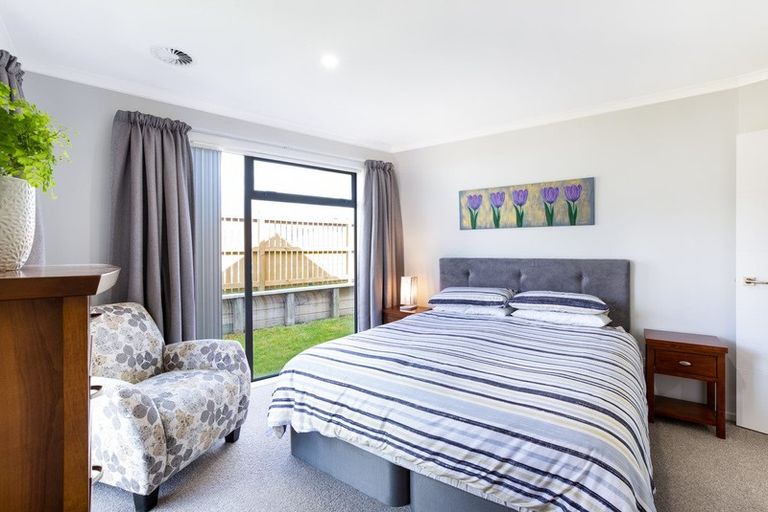 Photo of property in 15 Clifford Close, Leamington, Cambridge, 3432