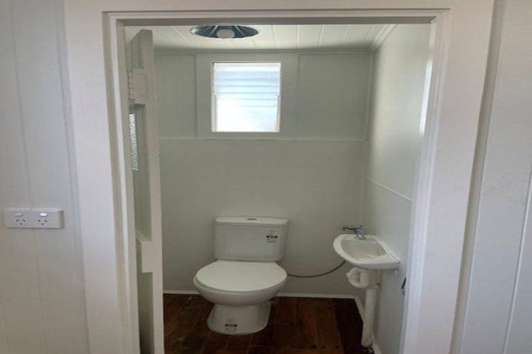 Photo of property in 1/91 Yaldhurst Road, Sockburn, Christchurch, 8042