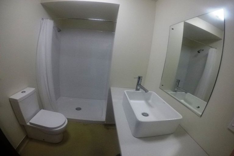 Photo of property in Sharella Living, 20 Glenmore Street, Thorndon, Wellington, 6011