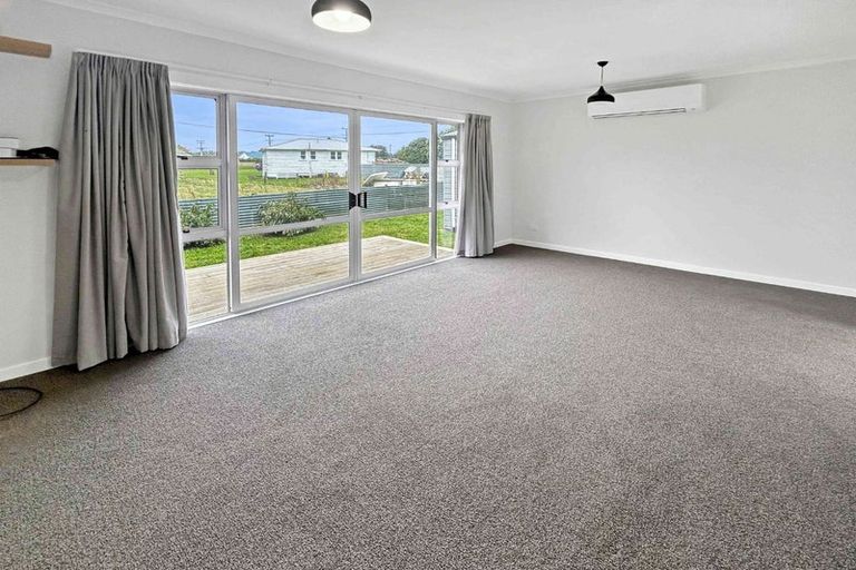 Photo of property in 79a Ngatai Street, Manaia, 4612