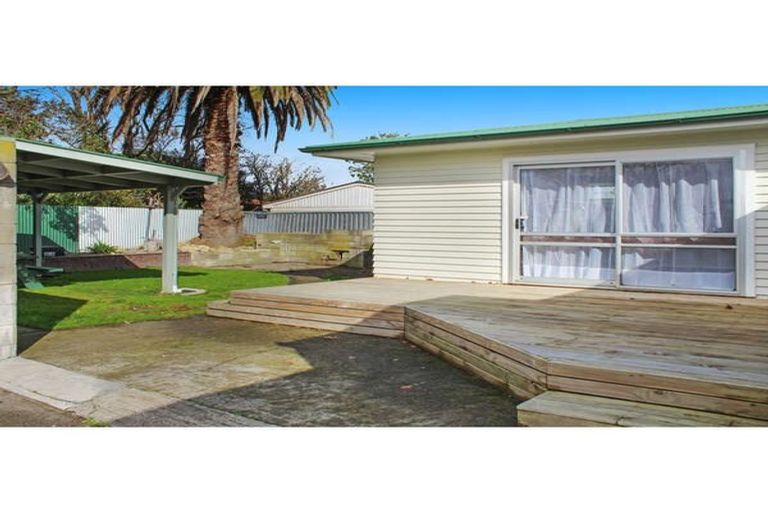 Photo of property in 186 Tremaine Avenue, Westbrook, Palmerston North, 4412