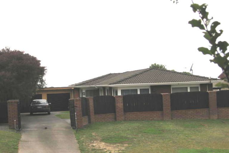 Photo of property in 4187 Great North Road, Glen Eden, Auckland, 0602