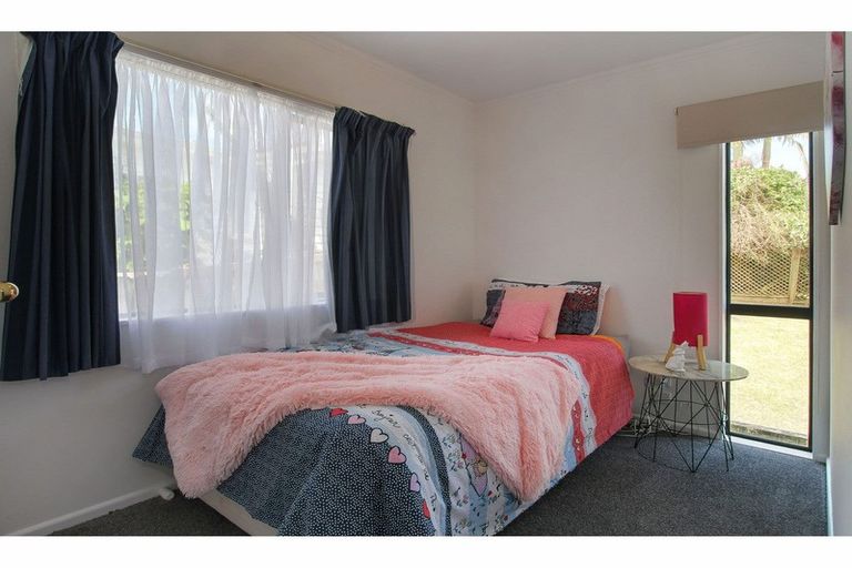 Photo of property in 4/5 Anne Road, Hillcrest, Auckland, 0627