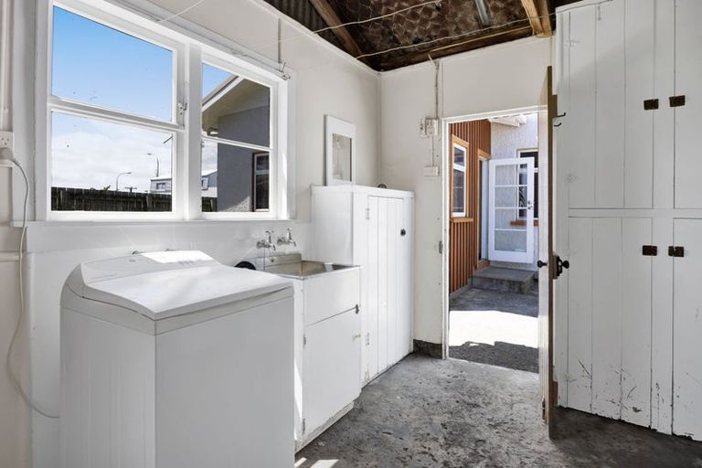 Photo of property in 22 London Street, Eltham, 4322