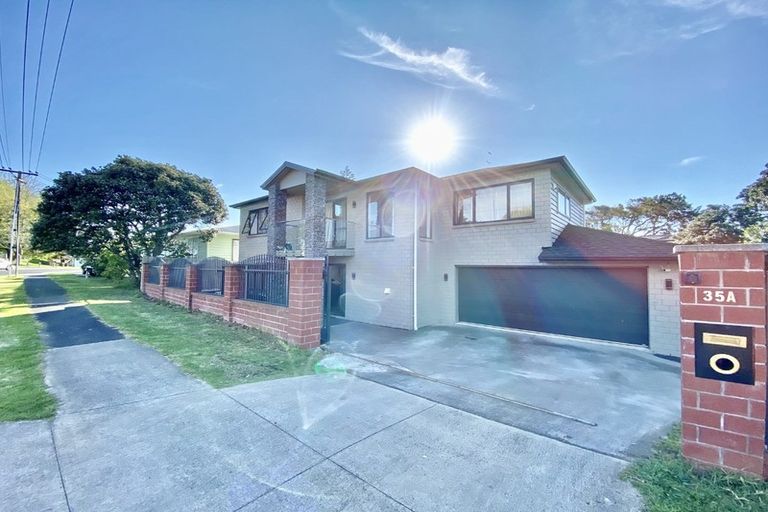 Photo of property in 35a Landon Avenue, Mangere East, Auckland, 2024