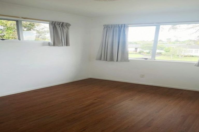Photo of property in 9 Studfall Street, Pakuranga Heights, Auckland, 2010