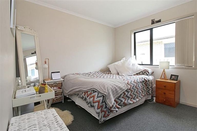 Photo of property in 68 Mcquarrie Street, Kingswell, Invercargill, 9812