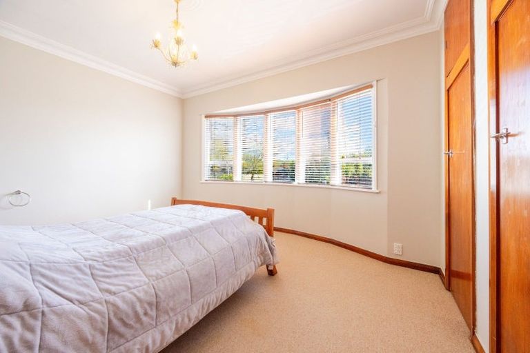 Photo of property in 1 Ruataniwha Street, Waipukurau, 4200