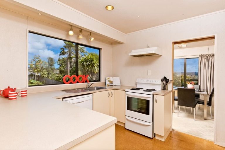 Photo of property in 21 Gala Place, Henderson, Auckland, 0612