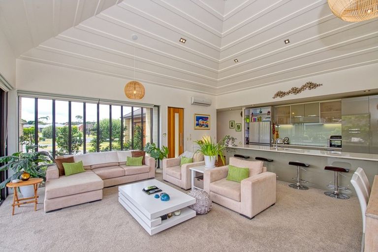 Photo of property in 1 Park Avenue, Mangawhai Heads, Mangawhai, 0505