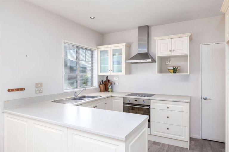 Photo of property in 22 Streamside Court, Woolston, Christchurch, 8062