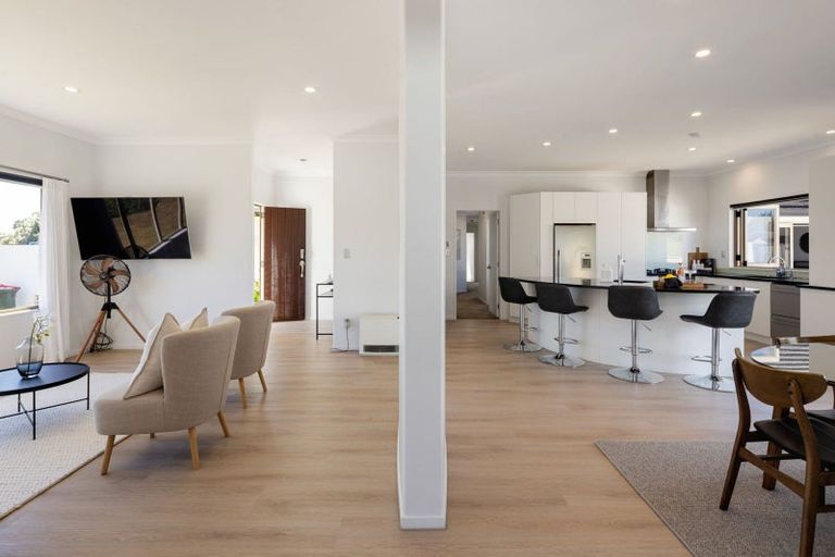 Photo of property in 2 Coleraine Drive, Rototuna, Hamilton, 3210