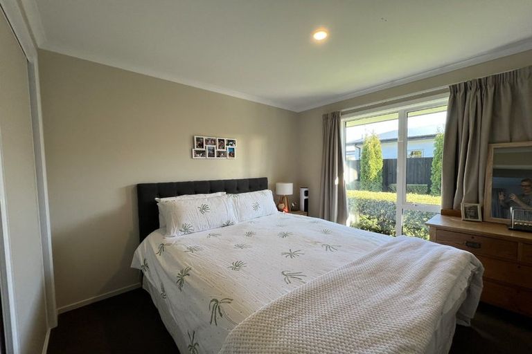 Photo of property in 48 Dunlops Crescent, Marshland, Christchurch, 8083