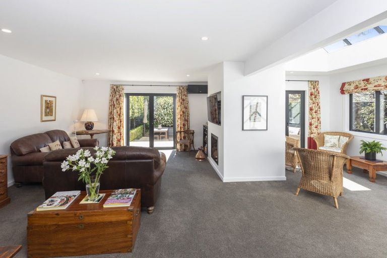 Photo of property in 2/6 Lloyd Street, Strowan, Christchurch, 8052