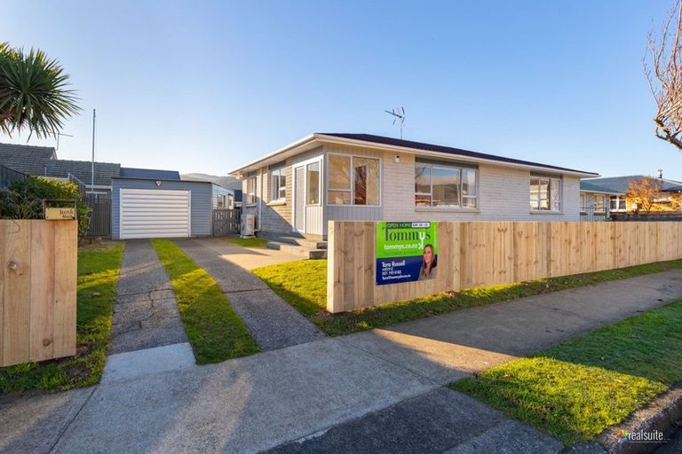Photo of property in 1a Joseph Grove, Elderslea, Upper Hutt, 5018